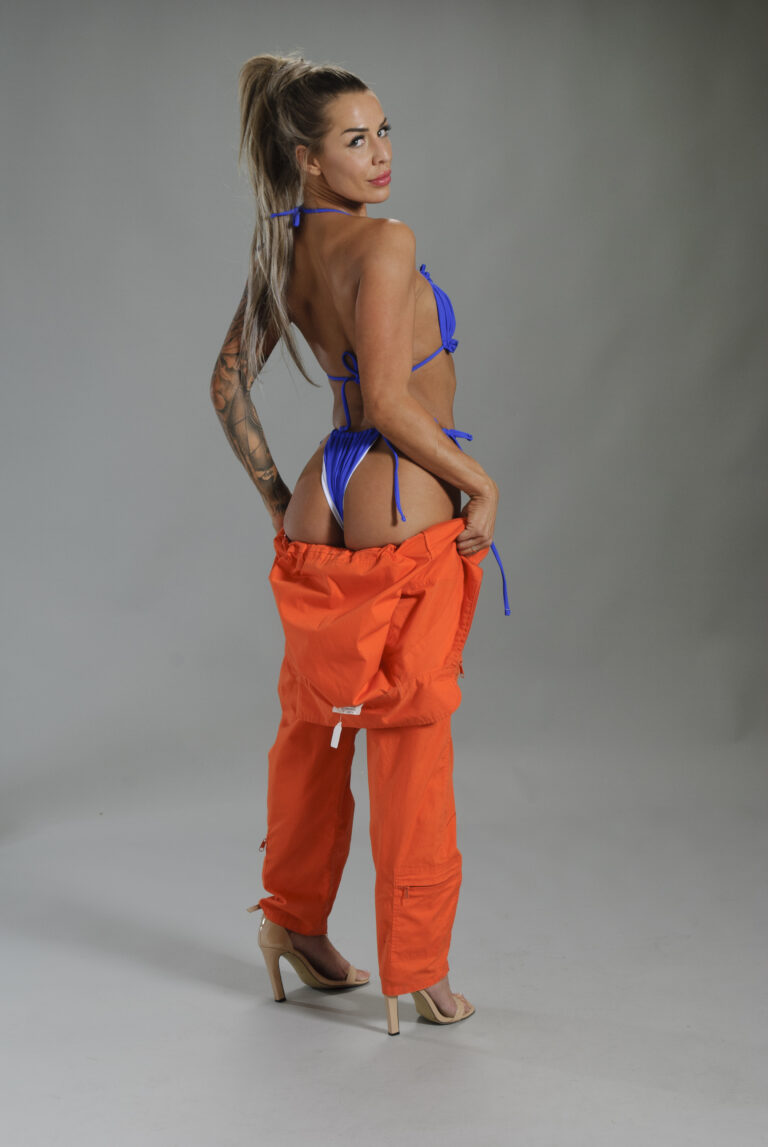 look4.5 orange blue swim (1)